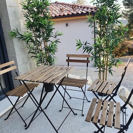 Appartement Bedoin Au Pied Du Mont Ventoux Exterior photo